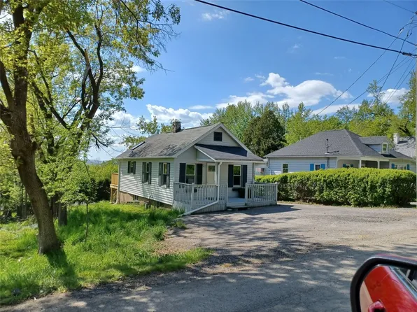 2323 Seneca St, Binghamton, NY 13903