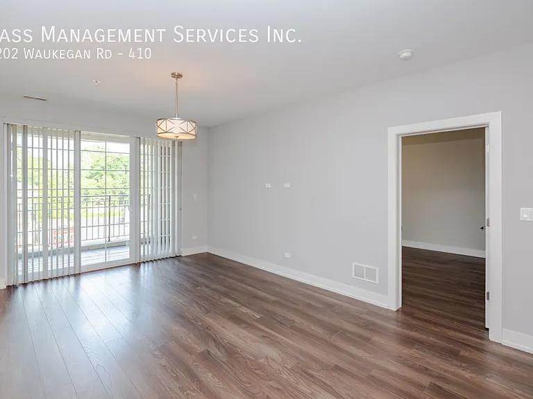 1202 Waukegan Rd, Glenview, IL — Photo 52