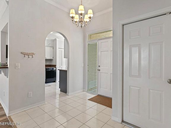 4th image of 257 Kingston Dr