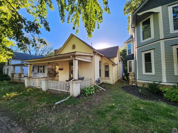 339 SW Elmwood Ave, Topeka, KS 66606