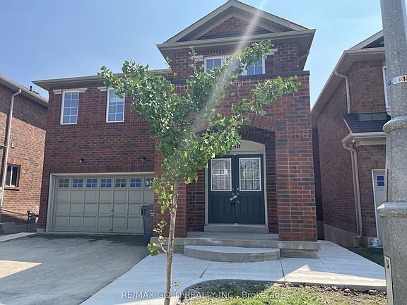 2nd image of 138 Degrassi Cove Cir