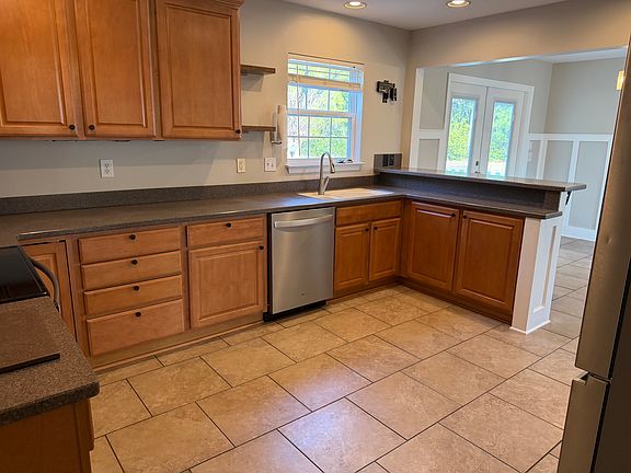 5th image of 2636 Scarecrow Way