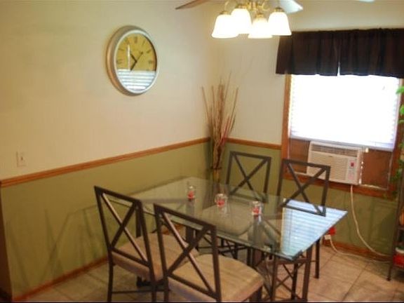 3rd image of 310 Breezy Point Dr