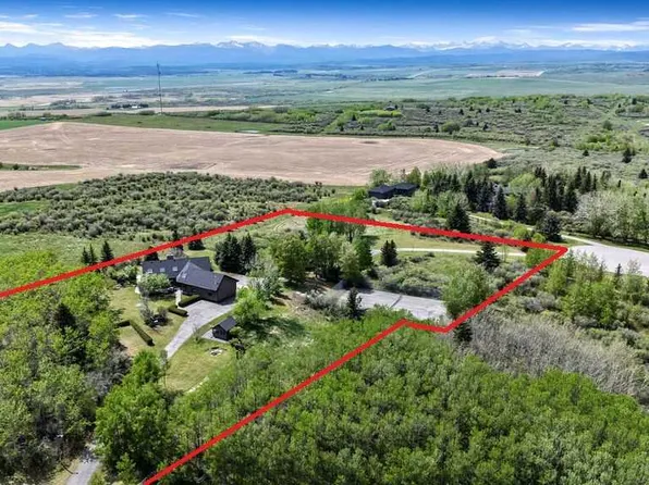 251018 Tower Ridge Est, Rocky View County, AB T3Z 2M2
