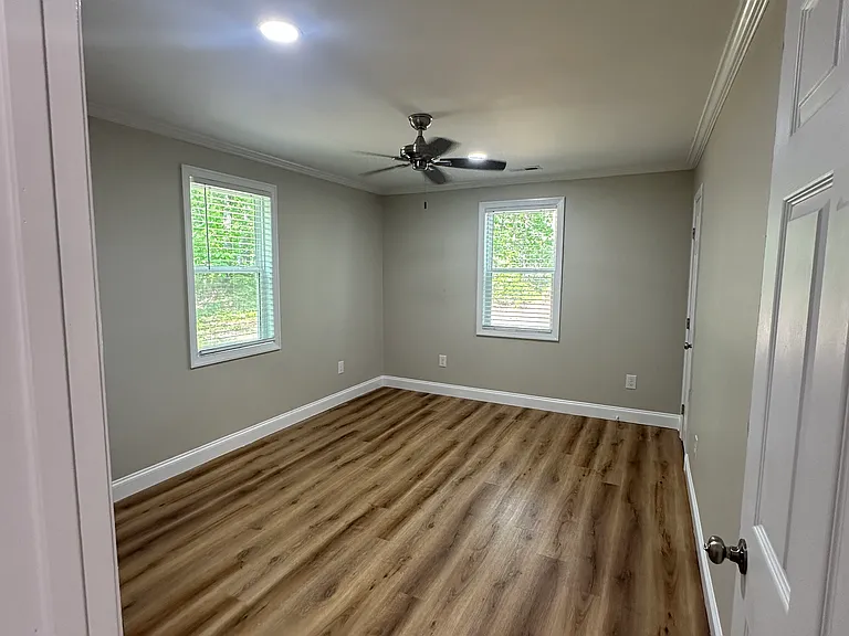 4916 Palomino Dr — Photo 10