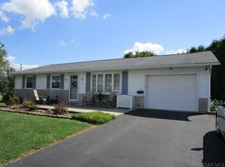143 Damian Dr, Johnstown, PA 15905