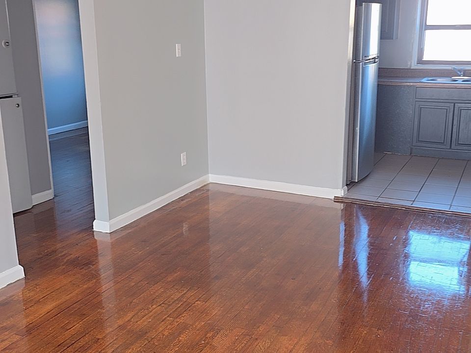 1st image of 12627 W Outer Dr APT 3