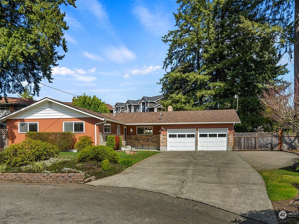 1st image of 334 Thunderbird Court SE