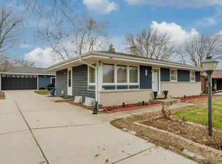 8511 N 54th St, Brown Deer, WI 53223