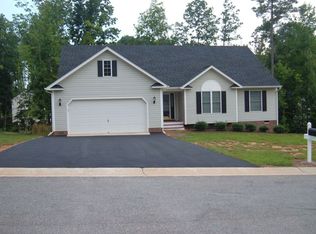 12437 Cameron Bridge Pl, Midlothian, VA 23112