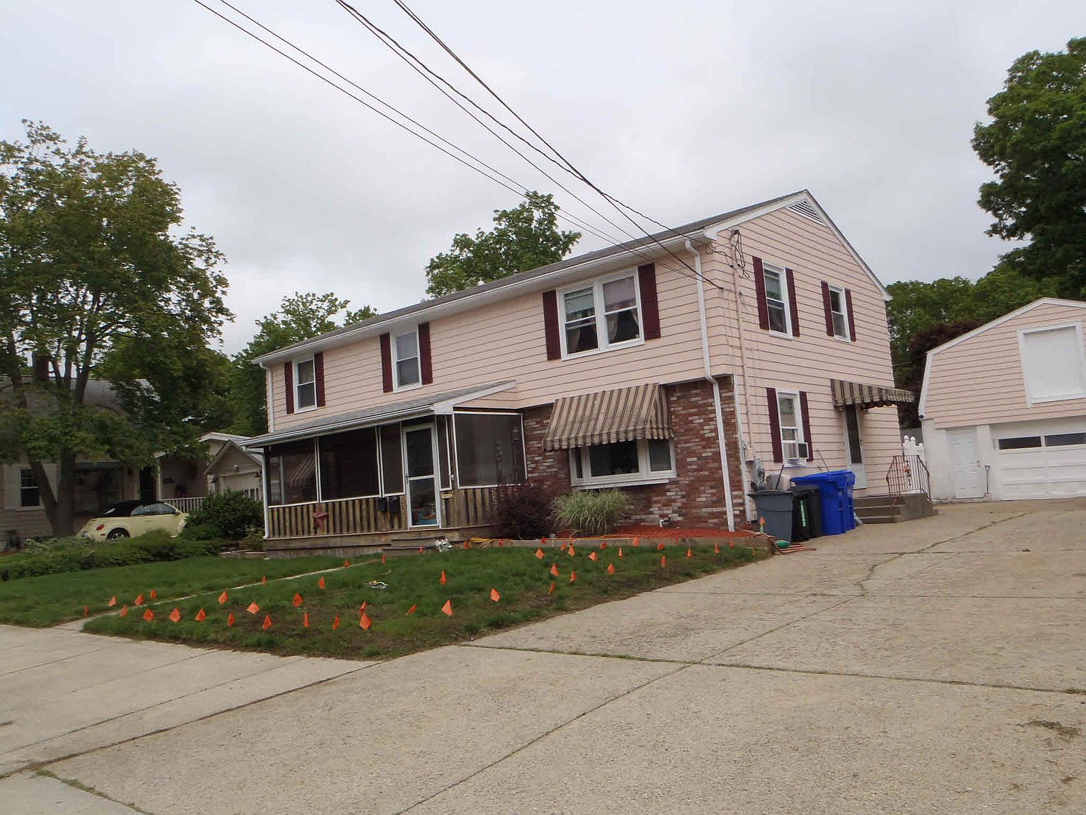 135 Brookdale Blvd FLOOR 2, Pawtucket, RI 02861 Zillow