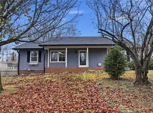 152 Wall Ave, Thomasville, NC 27360