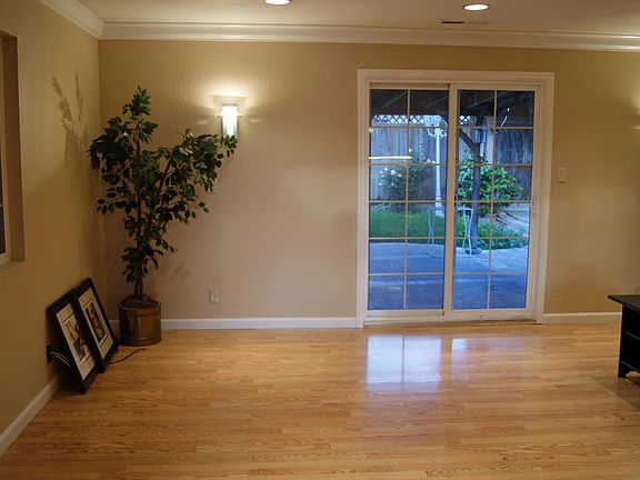 2nd image of 2628 Brahms Ave