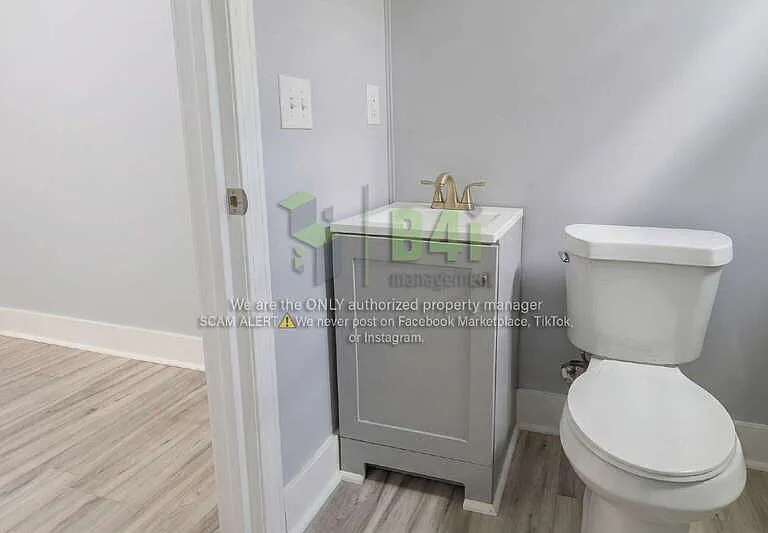 705 Barnesville St — Photo 14
