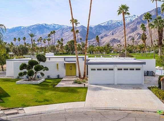 2nd image of 955 E Balboa Cir