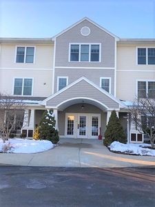 7 Crescent Way UNIT 201, Sturbridge, MA, 01518
