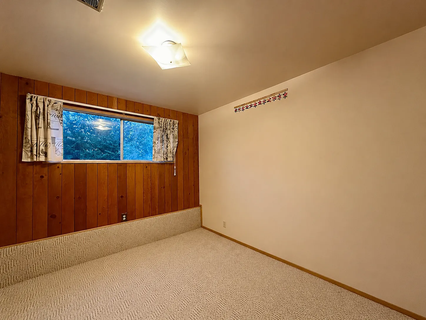 5 bed, 2100 sqft, $3,500 — Photo 3