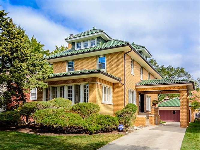 1st image of 1010 Woodbine Ave