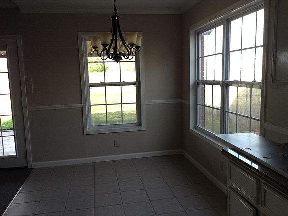 2nd image of 702 Taos Dr