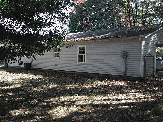 2nd image of 3184 Valley View Ln