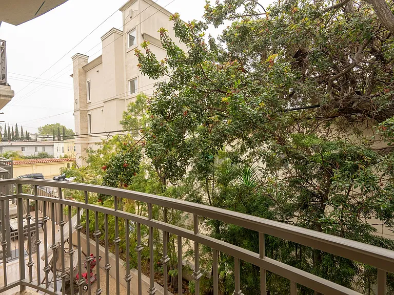 8610 Chalmers Dr — Photo 13