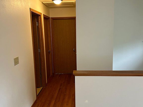 hall to two upstairs bedrooms