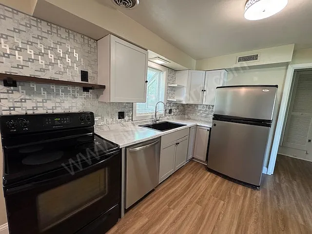 2316 Lima Ln — Photo 5