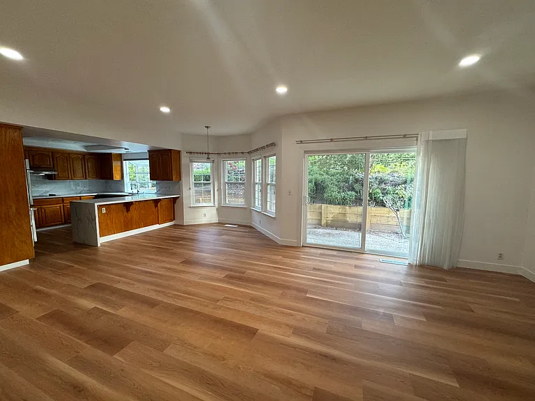 44191 Boitano Dr — Photo 24