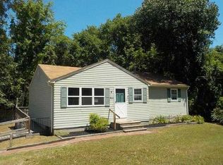 843 3rd Ave, Woonsocket, RI 02895