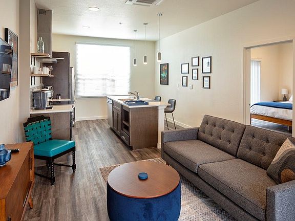 4th image of 4305 Central Ave NE #202