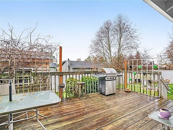 5th image of 2740 Sylvan Dr W #2742