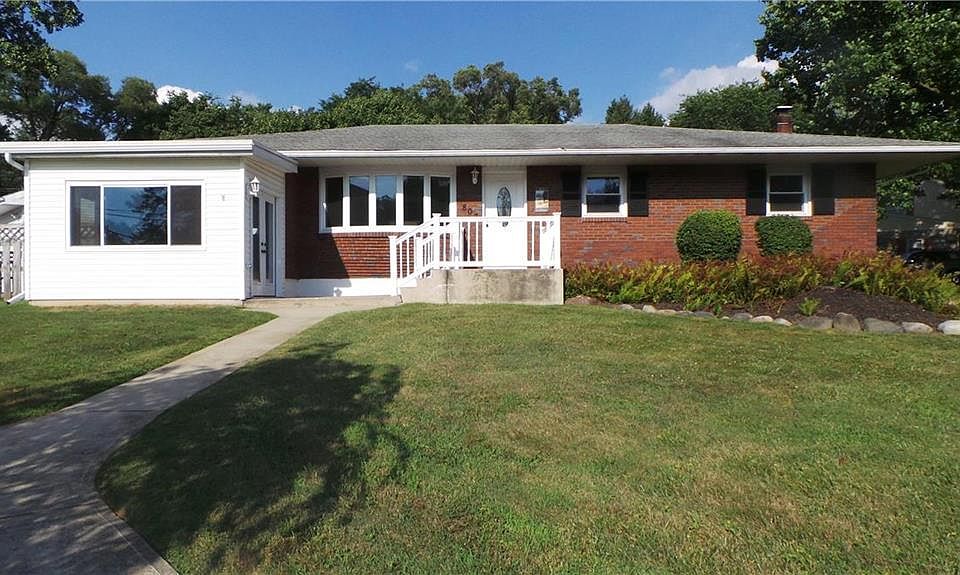1st image of 807 Johnston Dr