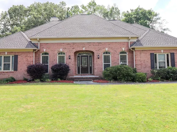 2910 Deer Valley Dr SE, Brownsboro, AL 35741