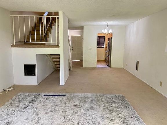 3rd image of 969 Miramonte Dr APT 2