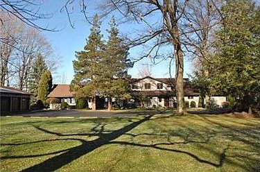 1st image of 5602 Bonaventure Dr