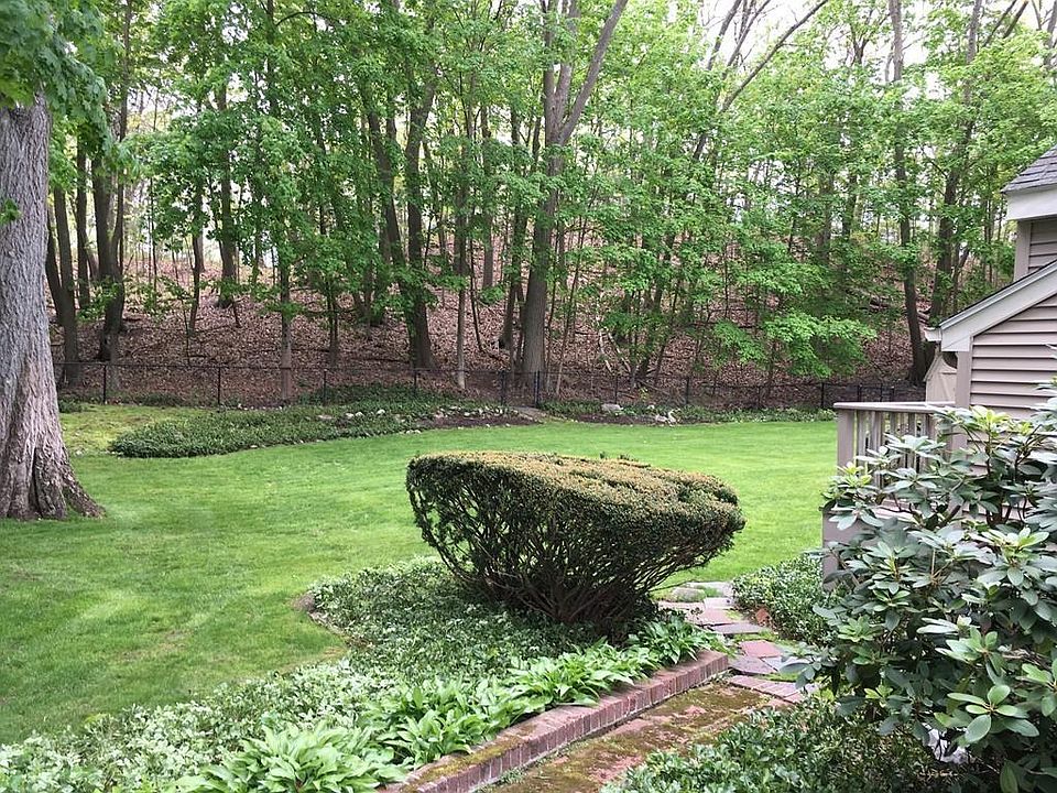 2nd image of 43 Jackson Rd