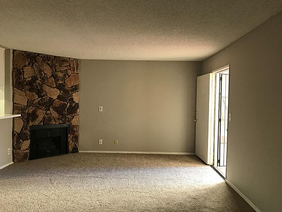 2nd image of 6543 Woodman Ave APT 105
