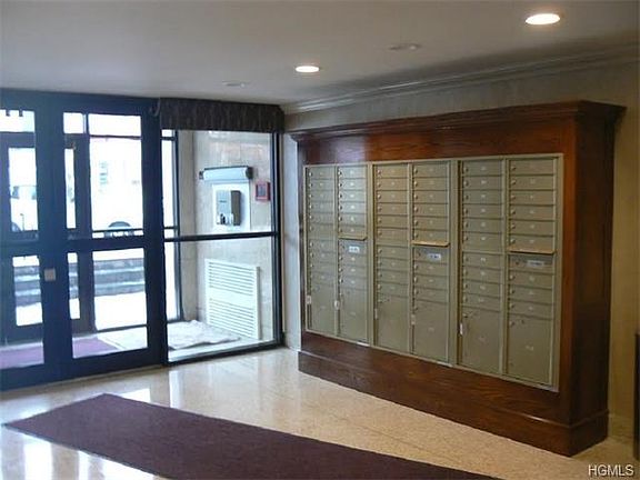 3rd image of 1122 Yonkers Ave APT 5H