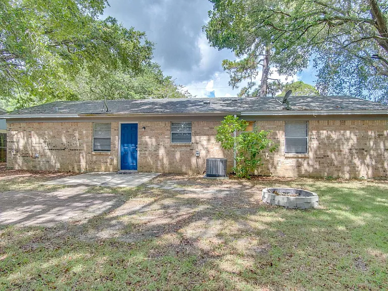 386 Quigley Rd — Photo 28