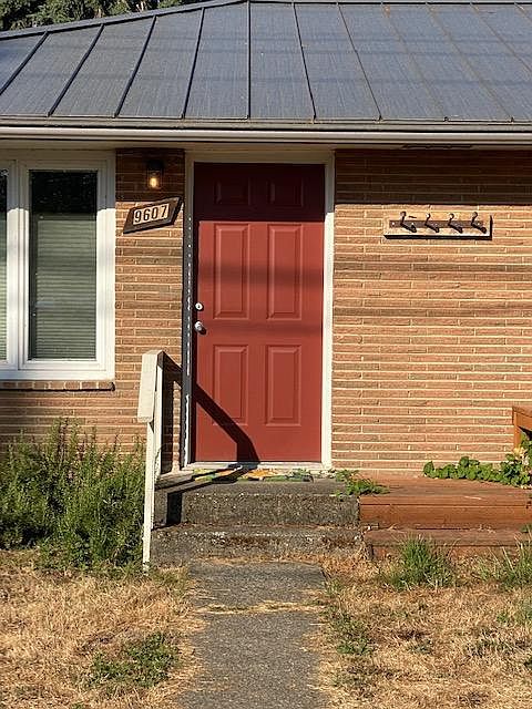 1st image of 9607 Beacon Ave S