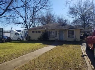 826 W Heron St, Denison, TX 75020