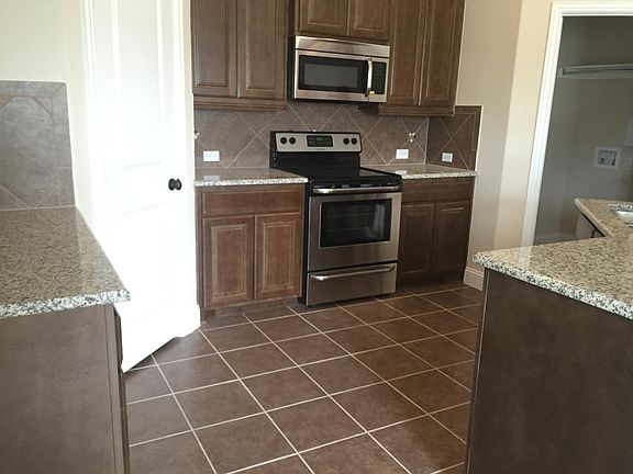 Kitchen (2)