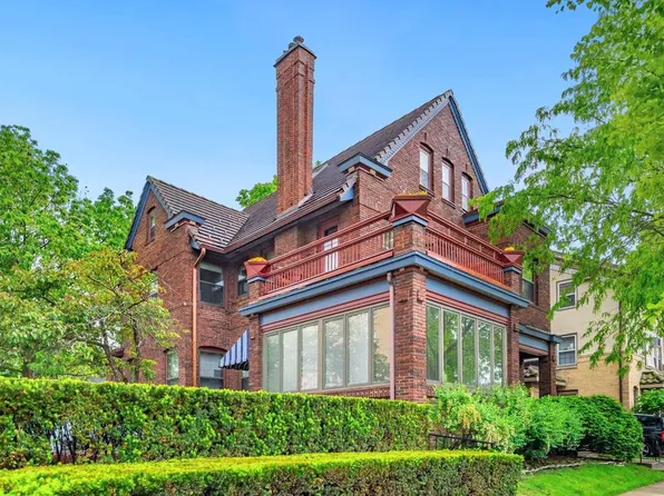 25 Langdon Street #B, Madison, WI 53703