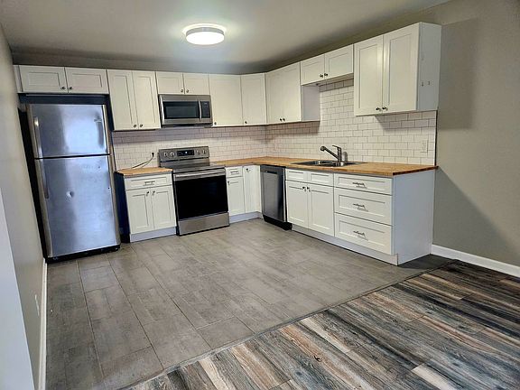 2nd image of 601 Southbrook Dr