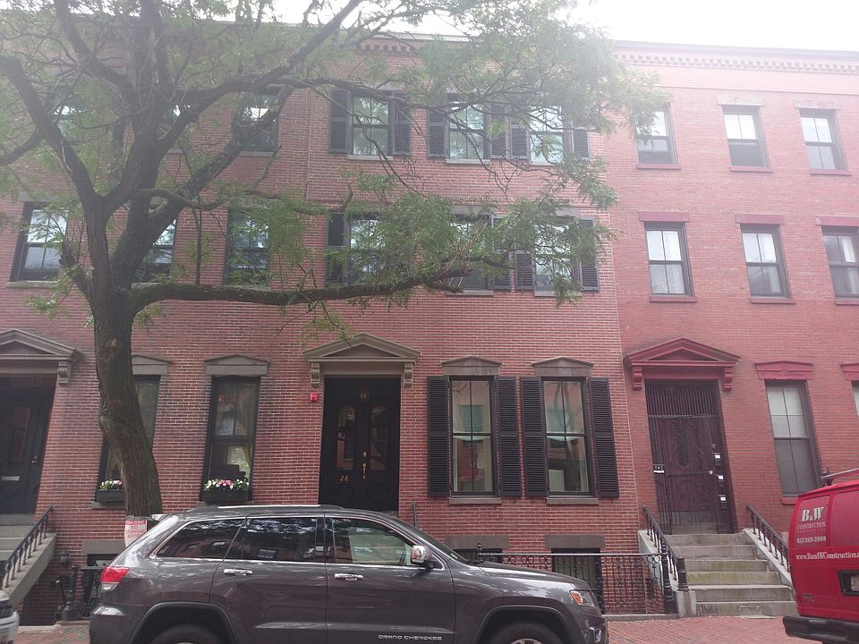 2nd image of 26 Milford St