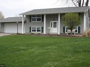 1313 7th St SE, Waseca, MN 56093