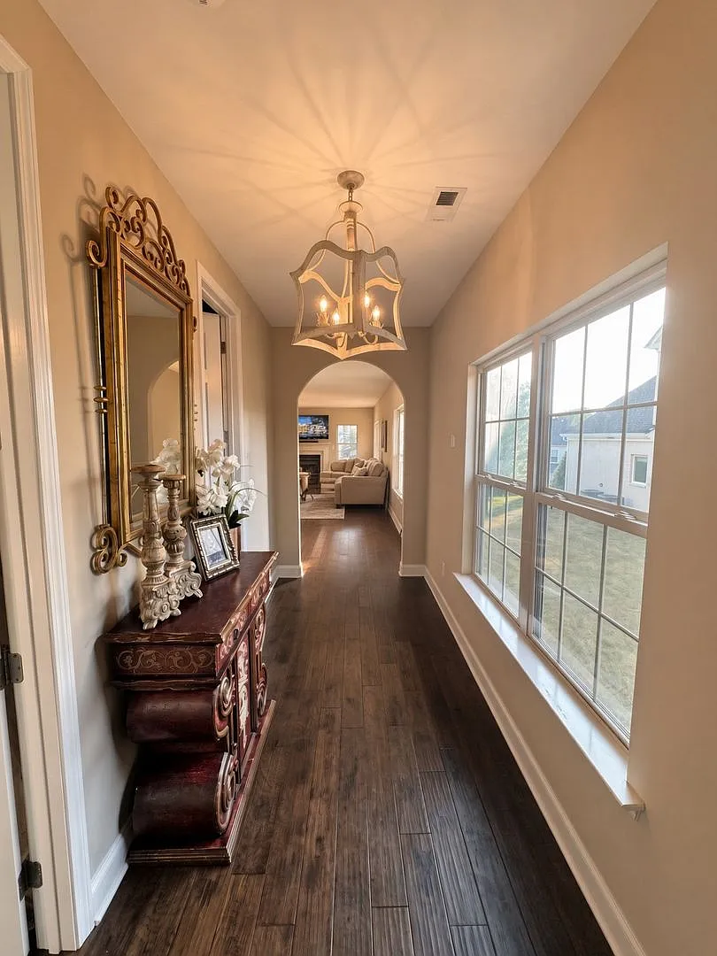 5043 Laughing Brook Lane — Photo 3