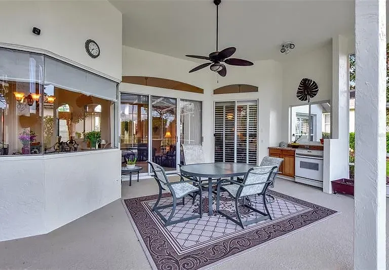 384 Caddie Dr — Photo 6