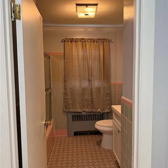 178 Sisson St — Photo 9