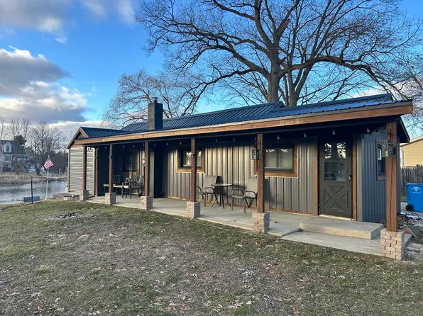 31908 Decker Rd, Colon, MI 49040